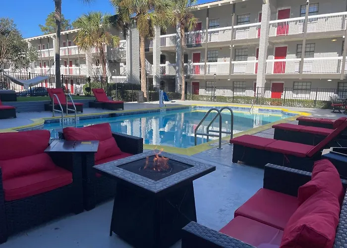 Casa Bella Inn & Suites Extended Stay