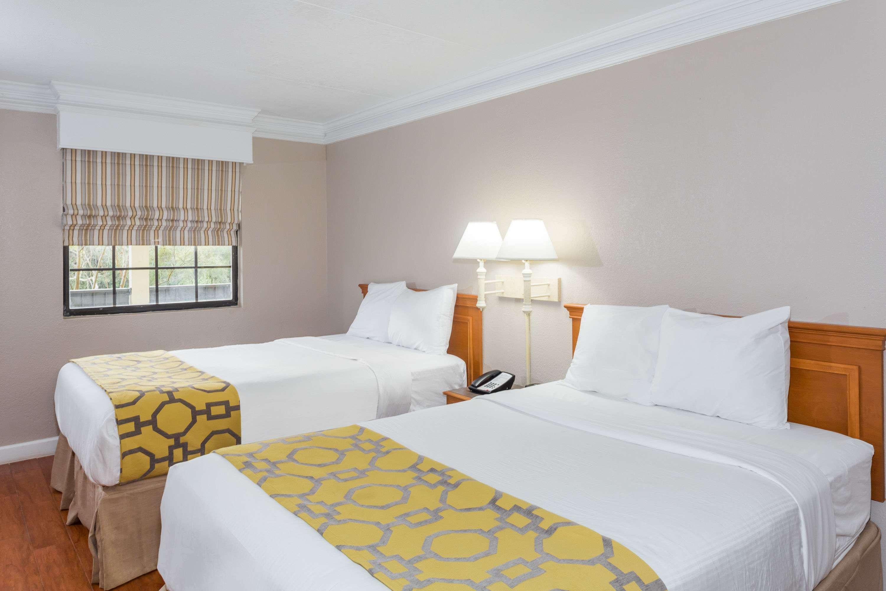 Casa Bella & Extended Hotel 2*